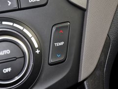 2013款 3.0L 自动 旗舰版四驱 7座 欧IV