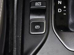 2013款 3.0L 自动 旗舰版四驱 7座 欧IV