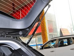 2013款 3.0L 自动 旗舰版四驱 7座 欧IV