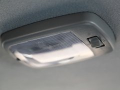 2010款 2.2L 手动 汽油豪华型短货箱