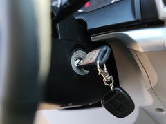 2010款 2.2L 手动 汽油豪华型短货箱