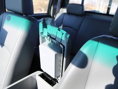 2010款 2.2L 手动 汽油豪华型短货箱