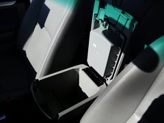 2010款 2.2L 手动 汽油豪华型短货箱