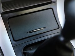 2010款 2.2L 手动 汽油豪华型短货箱