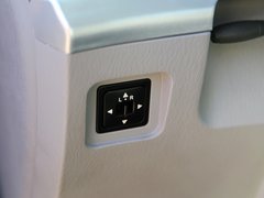 2010款 2.2L 手动 汽油豪华型短货箱