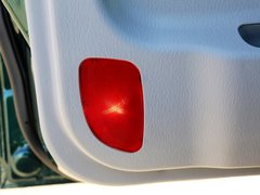 2010款 2.2L 手动 汽油豪华型短货箱