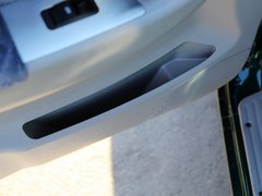 2010款 2.2L 手动 汽油豪华型短货箱