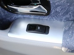 2010款 2.2L 手动 汽油豪华型短货箱
