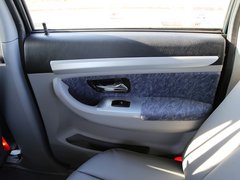 2010款 2.2L 手动 汽油豪华型短货箱