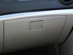 2010款 2.2L 手动 汽油豪华型短货箱
