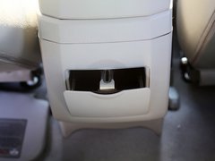 2010款 2.2L 手动 汽油豪华型短货箱