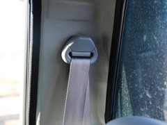 2010款 2.2L 手动 汽油豪华型短货箱