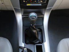 2010款 2.2L 手动 汽油豪华型短货箱