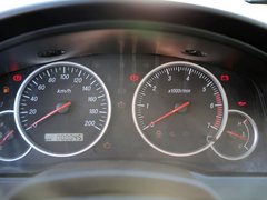 2010款 2.2L 手动 汽油豪华型短货箱