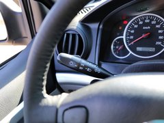 2010款 2.2L 手动 汽油豪华型短货箱