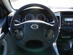 2010款 2.2L 手动 汽油豪华型短货箱