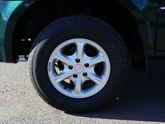 2010款 2.2L 手动 汽油豪华型短货箱