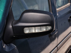 2010款 2.2T 手动 莱动柴油标准型短货箱
