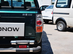 2010款 2.2T 手动 莱动柴油标准型短货箱
