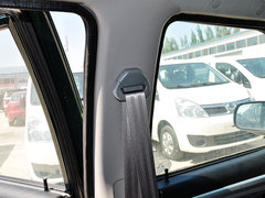 2010款 2.2T 手动 莱动柴油标准型短货箱