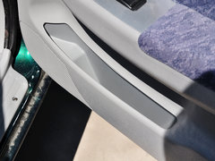 2010款 2.2T 手动 莱动柴油标准型短货箱