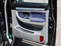 2010款 2.2T 手动 莱动柴油标准型短货箱