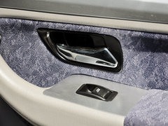 2010款 2.2T 手动 莱动柴油标准型短货箱