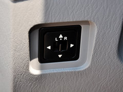 2010款 2.2T 手动 莱动柴油标准型短货箱