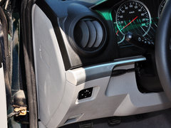 2010款 2.2T 手动 莱动柴油标准型短货箱