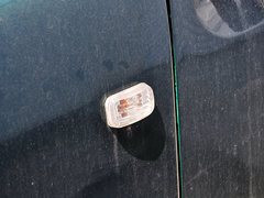 2010款 2.2T 手动 莱动柴油标准型短货箱