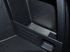 2013款 2.0L 手动 尊贵版