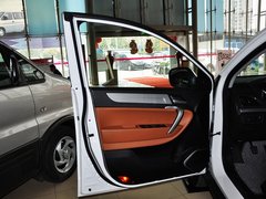 2013款 2.0L 手动 尊贵版