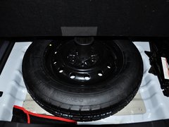 2013款 2.0L 手动 尊贵版