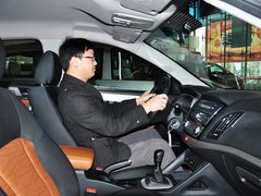 2013款 2.0L 手动 尊贵版