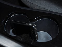 2013款 2.0L 手动 尊贵版
