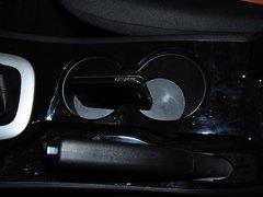 2013款 2.0L 手动 尊贵版