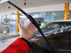 2013款 2.0L 手动 尊贵版