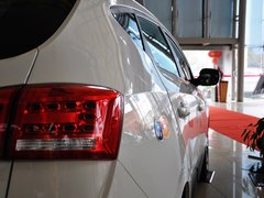 2013款 2.0L 手动 尊贵版