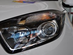 2013款 2.0L 手动 尊贵版