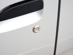 2012款 1.3L 手动 超值版