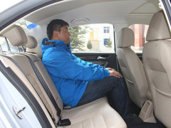 2013款 1.6L 自动 舒适型