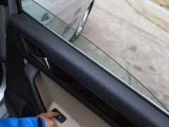 2013款 1.6L 自动 舒适型