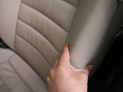 2013款 1.6L 自动 舒适型