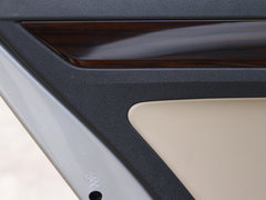 2013款 1.6L 自动 舒适型