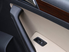 2013款 1.6L 自动 舒适型