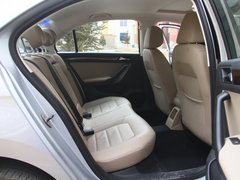 2013款 1.6L 自动 舒适型