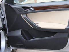 2013款 1.6L 自动 舒适型
