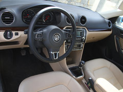 2013款 1.6L 自动 舒适型