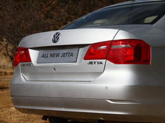 2013款 1.6L 自动 舒适型