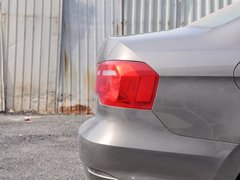 2013款 1.6L 自动 舒适型